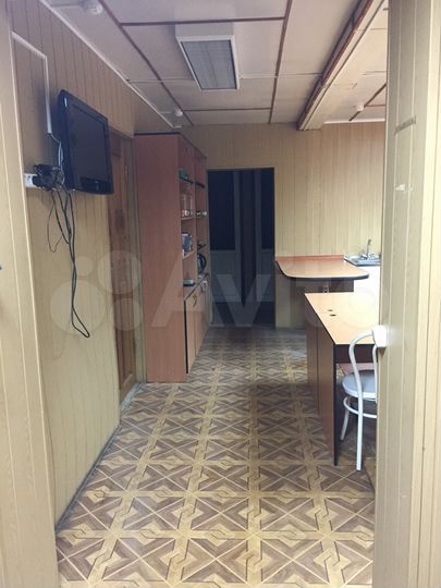 Комната 100 м², 1/2 эт.