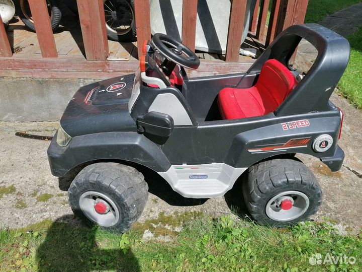 Машинка-каталка peg perego