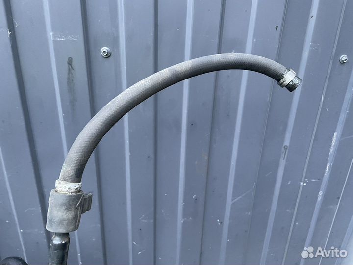 Трубка охлаждения гура Peugeot 407
