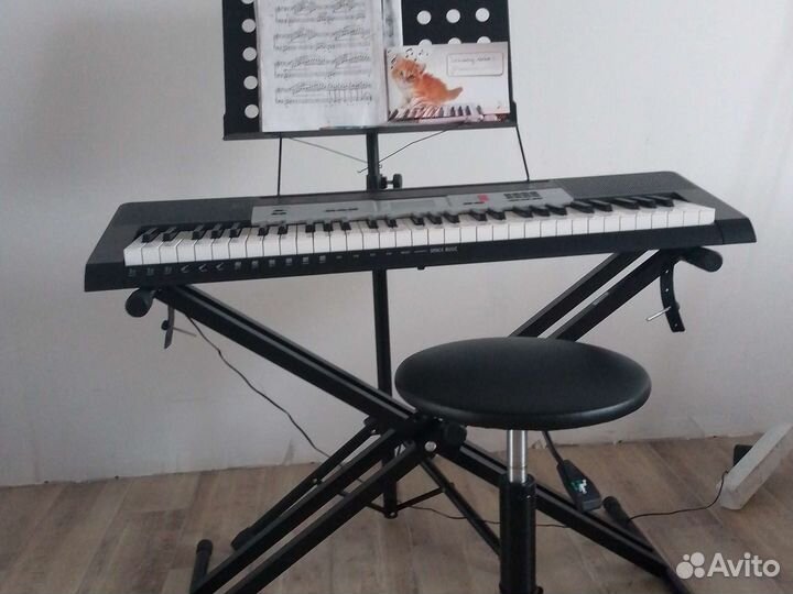 Синтезатор casio