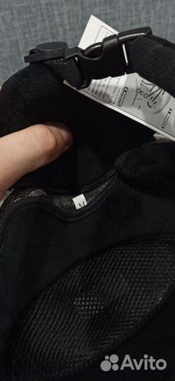 Горнолыжный шлем