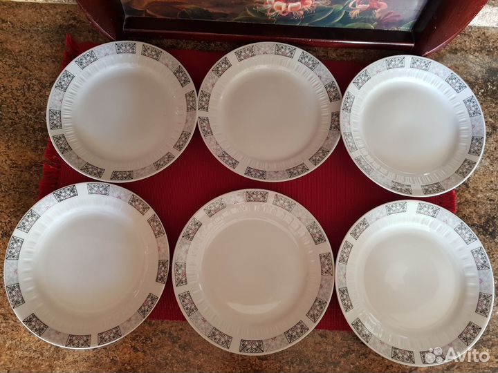 Тарелки от сервиза Кахла Фолькштедт ГДР