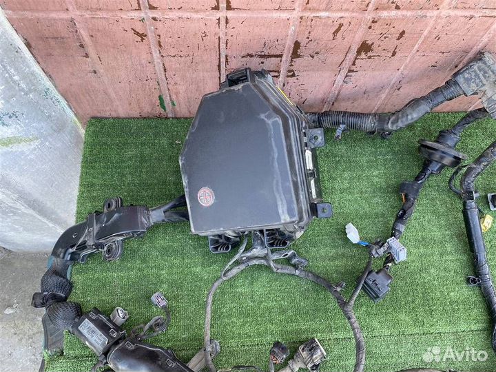 Проводка с блоком предохранителей Kia Stinger c