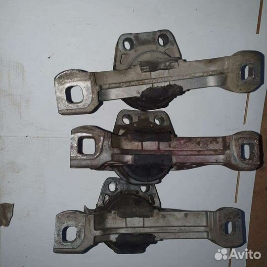 Подушка двигателя мазда форд