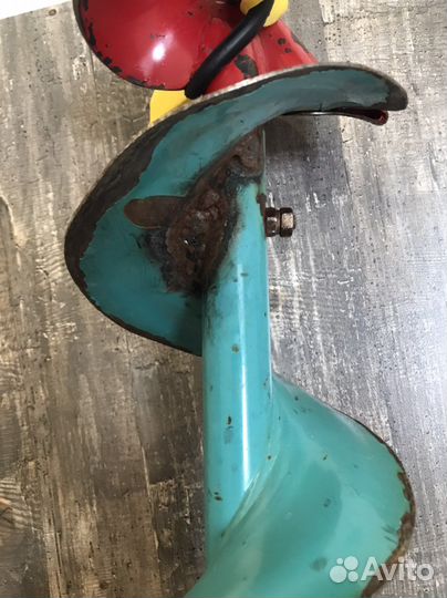 Продам ледобур финский Rapala 135