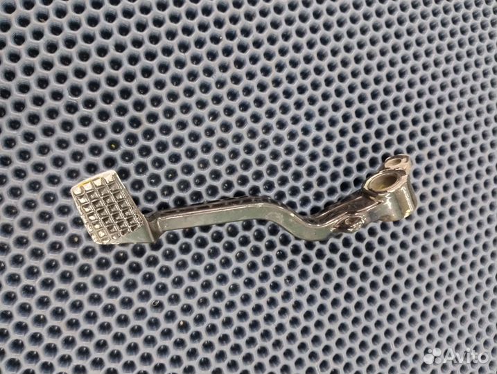 Kawasaki ZZR 400 лапка тормоза