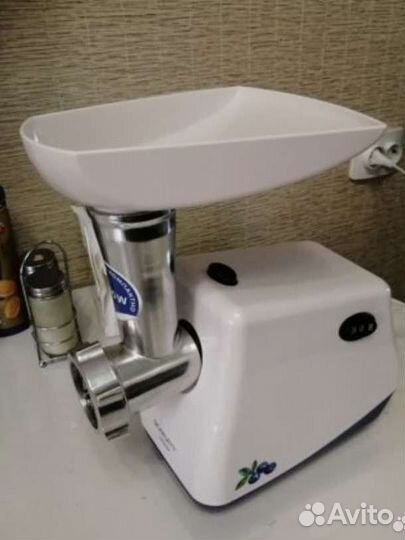 Мясорубка электрическая Скарлетт