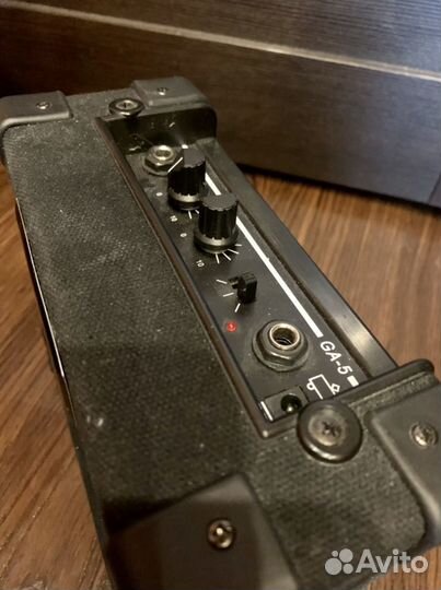 Бас гитара + чехол + комбик (комплект)