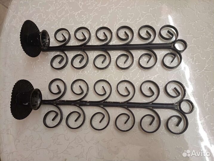 Старинный подсвечник