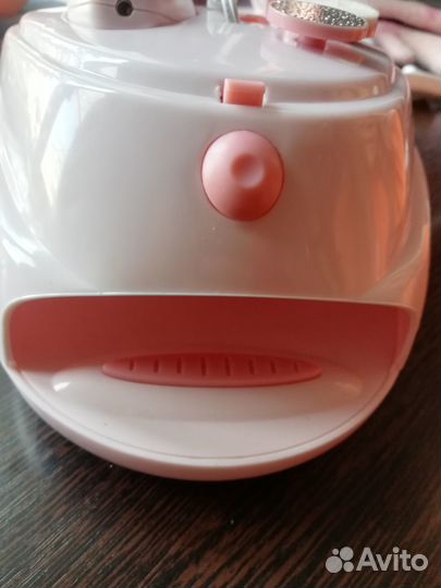 Маникюрный набор с лампой