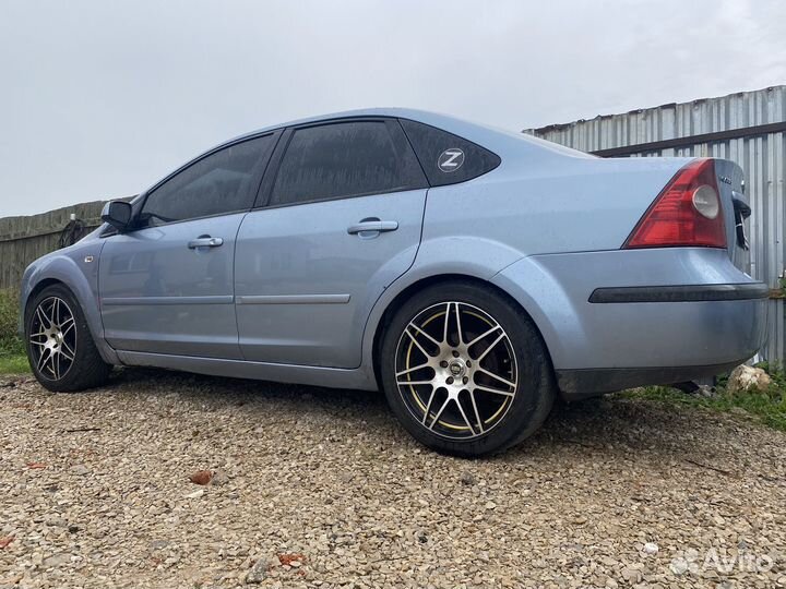 Ford Focus 1.6 МТ, 2005, 300 000 км