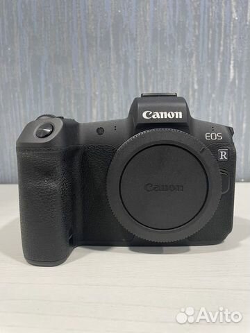 Canon EOS R