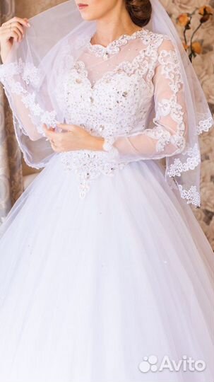 Свадебное платье