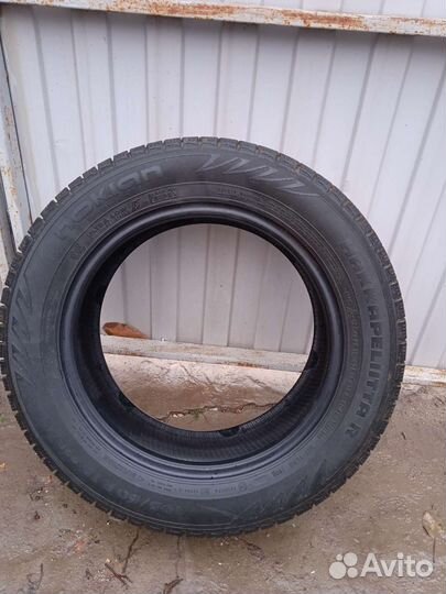 Nokian Tyres Hakkapeliitta R 195/60 R15
