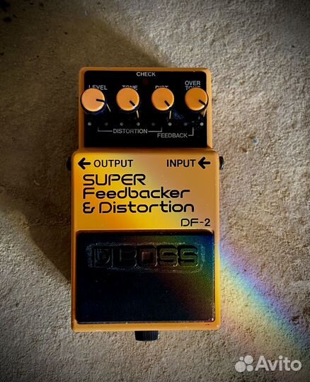 Гитарная педаль Boss df-2