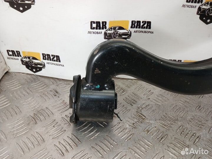 Рычаг подвески передний нижний правый R