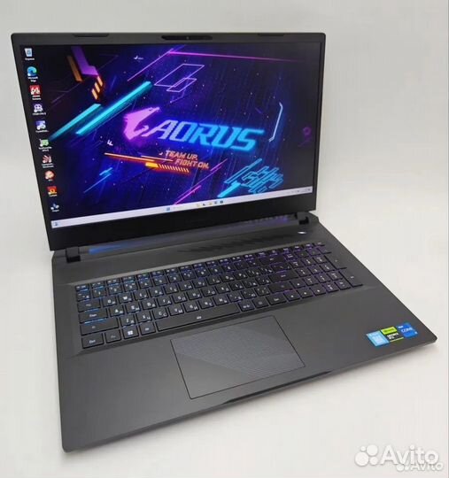 Топ Gigabyte Aorus 15 core i5-12500H/16Gb/RTX4060