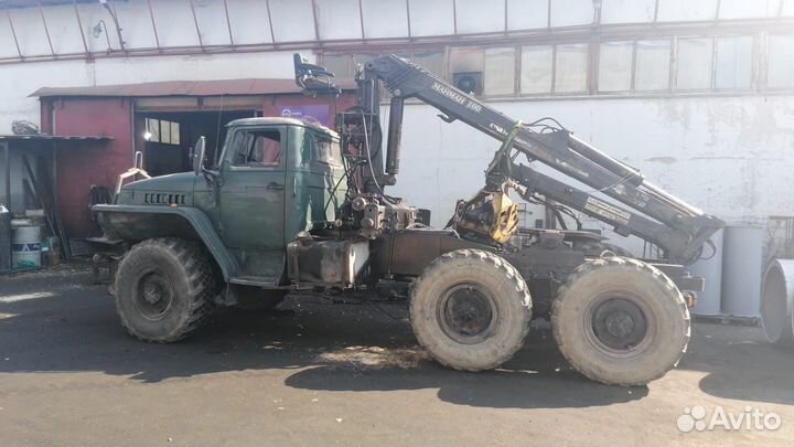 Урал 5557 с КМУ, 1990