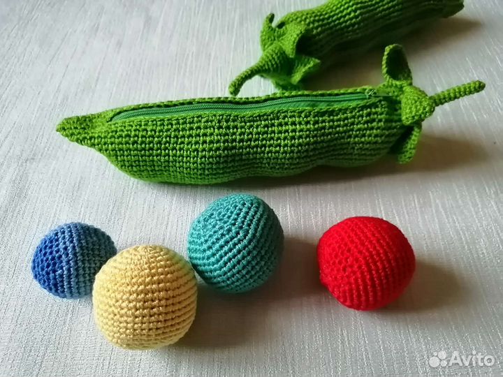 Развивающая игрушка Стручок гороха