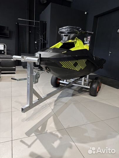 Лодочный прицеп