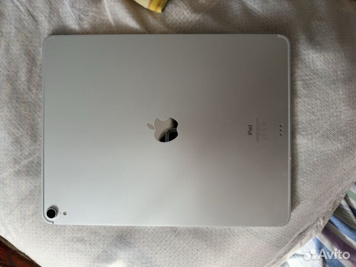 iPad pro 12.9 2018 wi-fi + cellular 512GB