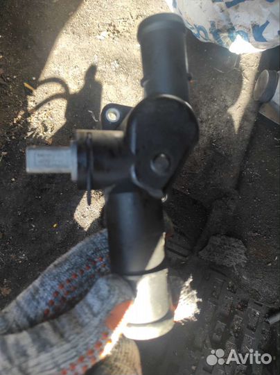 Корпус термостата Фольксваген, Ауди 06A 121 133 AL