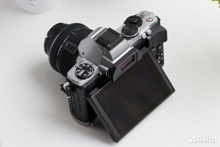 Olympus OM-D E-M5 Kit