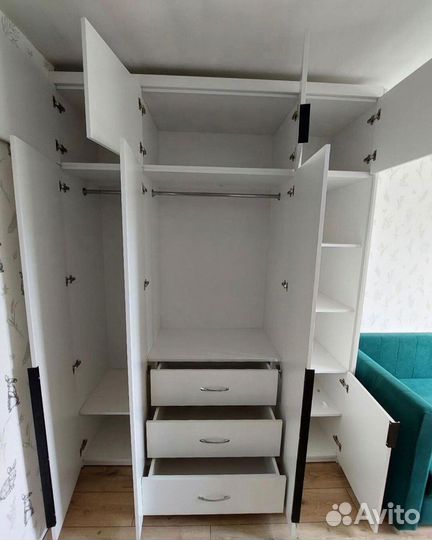 Шкаф распашной