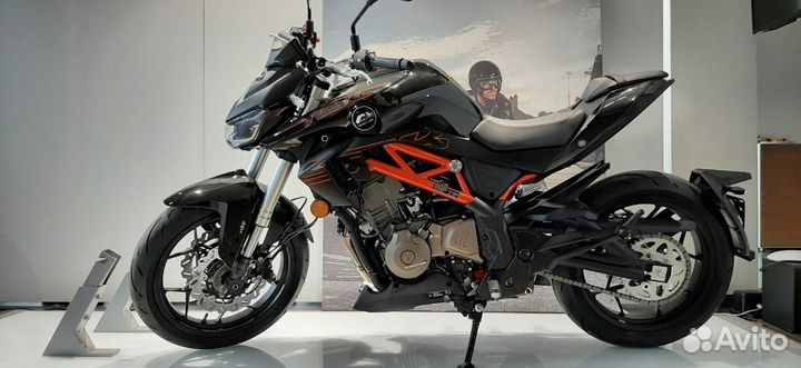 Мотоцикл QJ motors SRK 400