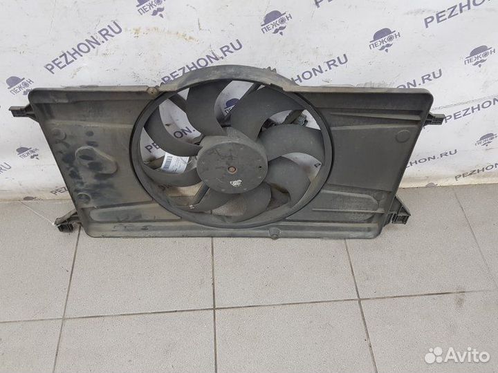 Диффузор с вентилятором Ford Focus 1.4-1.6