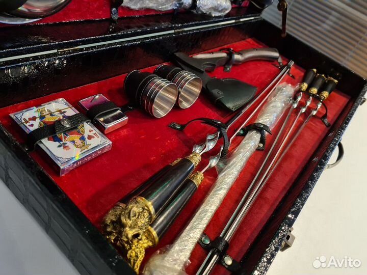 Шашлычный набор для пикника в чемодане