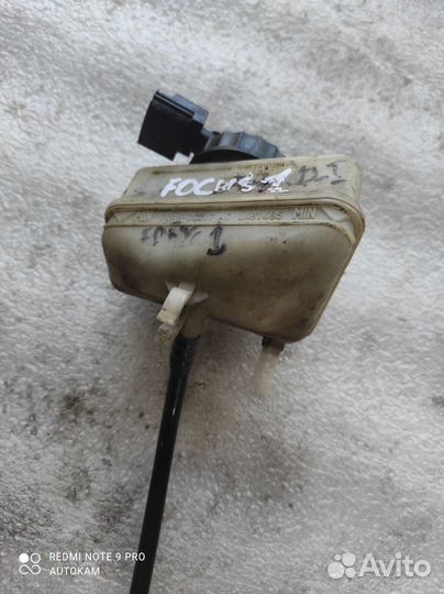 Бачок главного тормозного цилиндра Ford focus 1