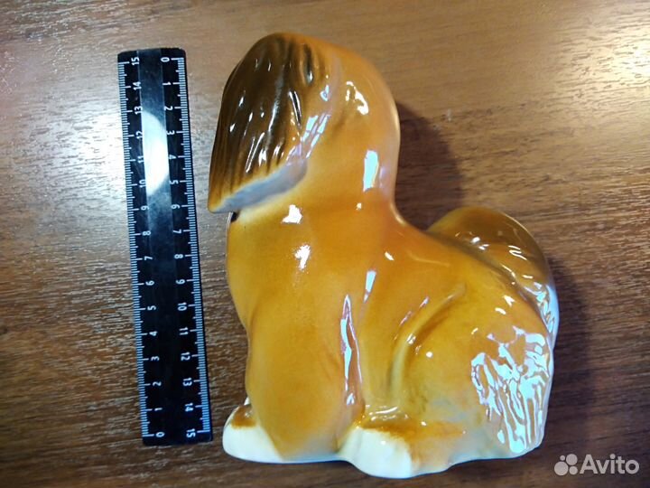 Фигурка собачки из керамики