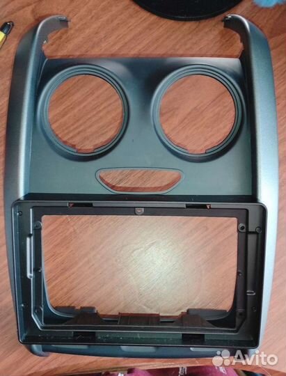 Renault duster рамка магнитолы