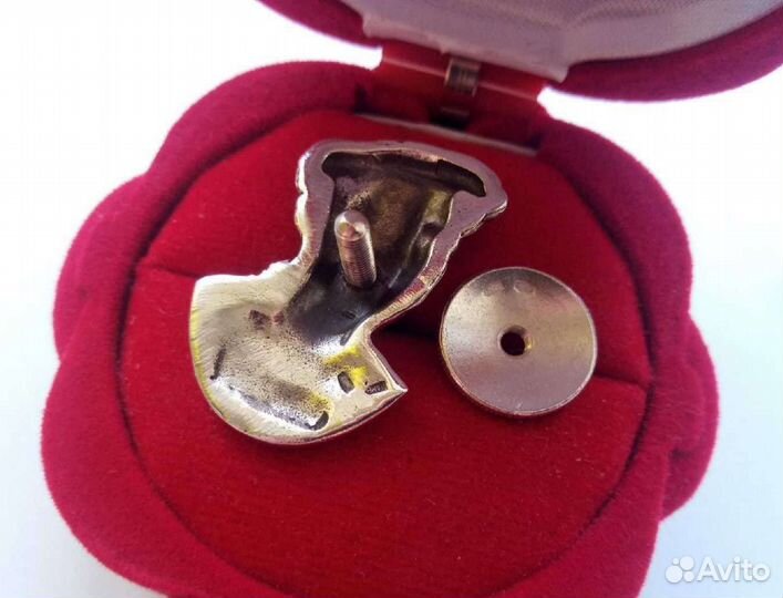 Знак, значок серебро 925 Юрий Владимирович Никулин