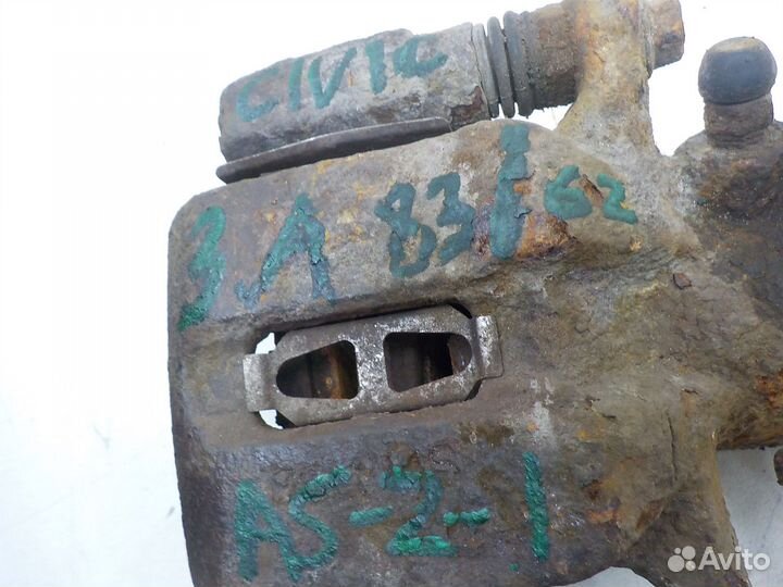 Суппорт тормозной задний левый Honda Civic VII 200