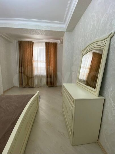 2-к. квартира, 85 м², 2/10 эт.