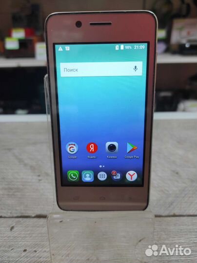 Смартфон Micromax Q 402+