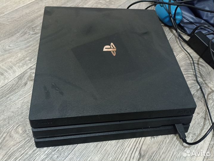 Sony playstation 4 pro 1tb