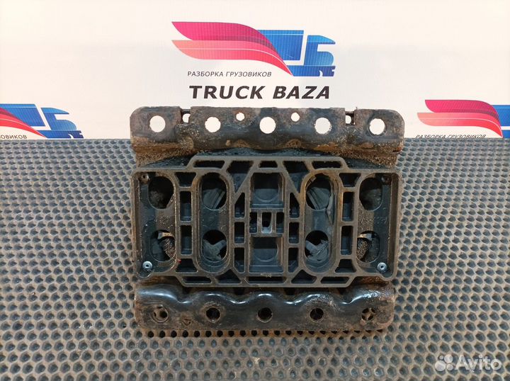 Опора двигателя задняя