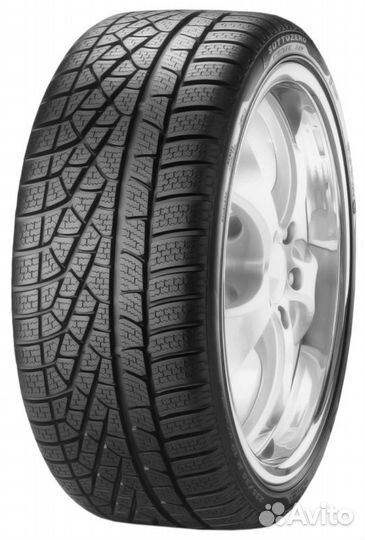 Pirelli Winter Sottozero II 215/40 R18 89V