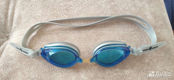 Очки для плавания