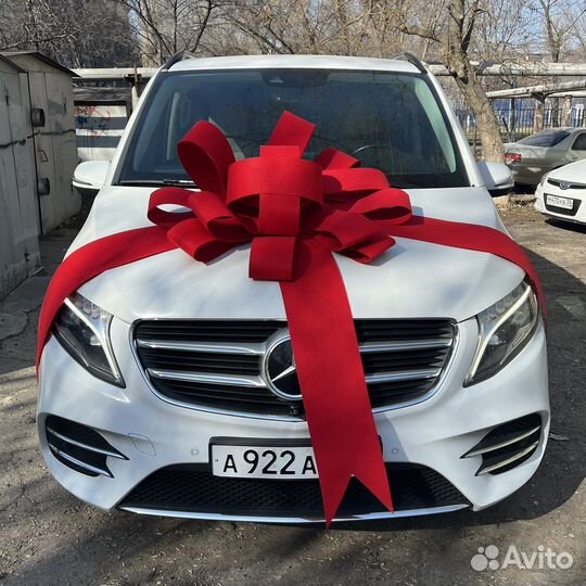 Большой бант на машину