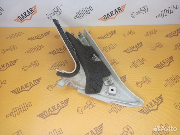 Обшивка стойки стекла задняя левая Ford Focus CB8