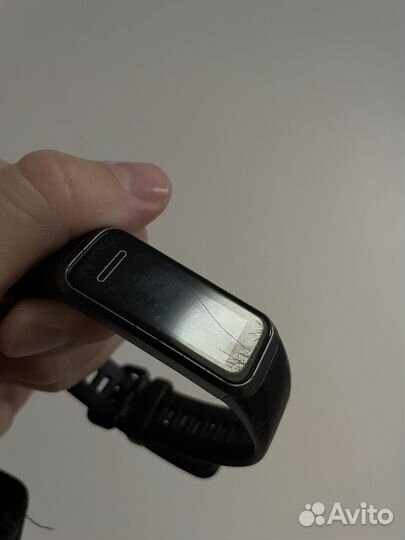 Huawei band 4