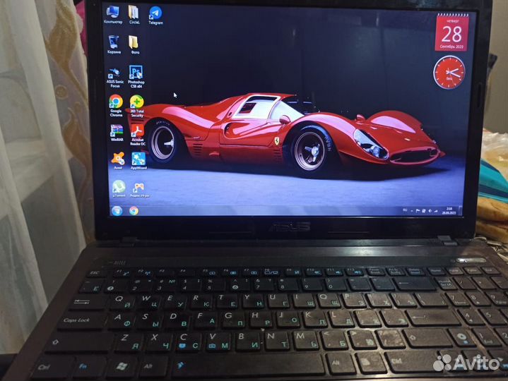 Ноутбук asus
