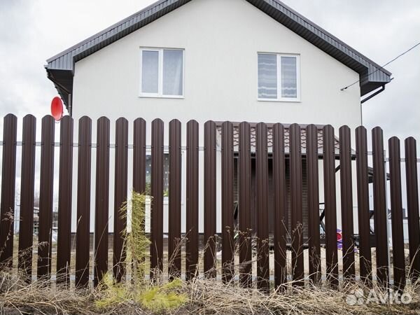 Штакетник металлический Grand Line Круглый фигурны