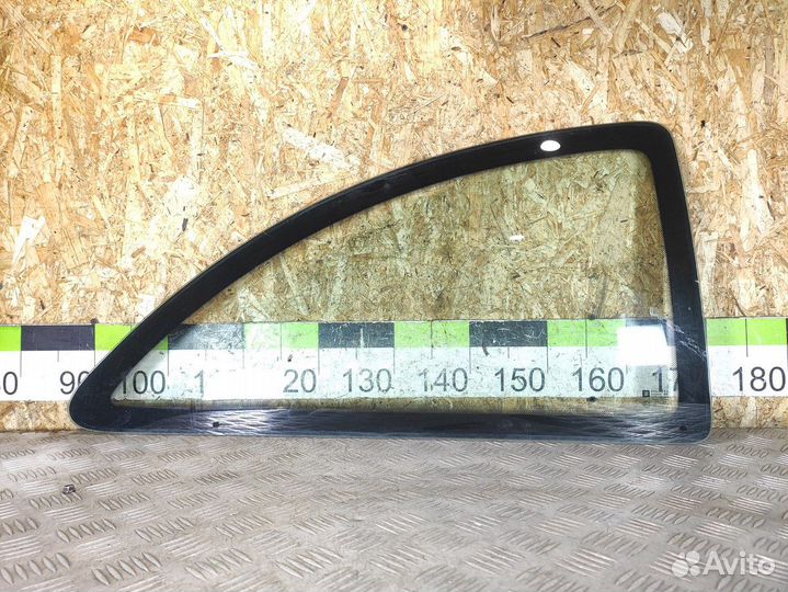 Стекло кузовное глухое заднее правое Opel Corsa D