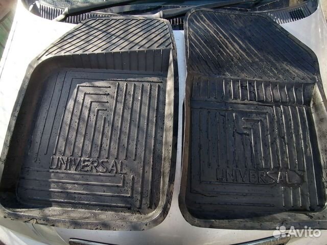 Автомобильные коврики резиновые