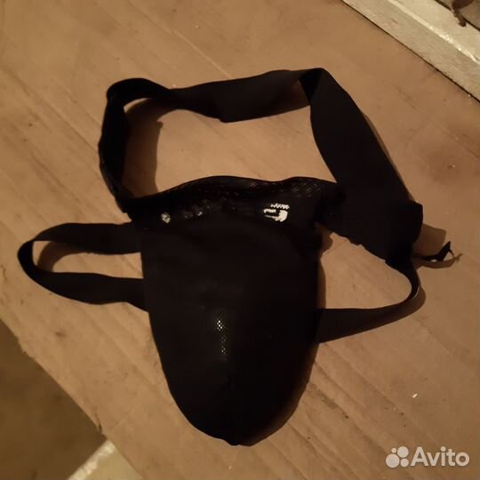 Хоккейные ракушки и подтяжки